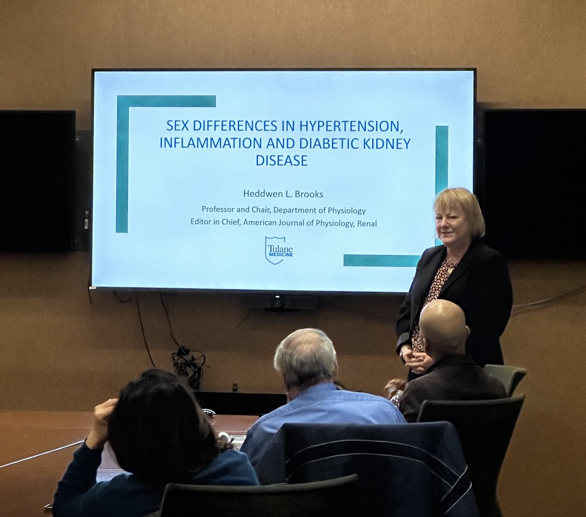 Thanks Dr Brooks @AJPRenalEIC for a wonderful talk on sex differences and hormonal contributions to hypertension and diabetes! @sbudeptofmed @SBNephrology