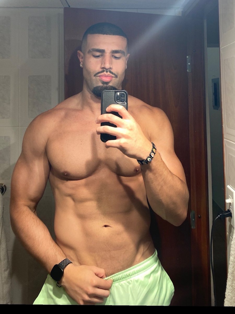 These veins like a roadmap for ya tongue.