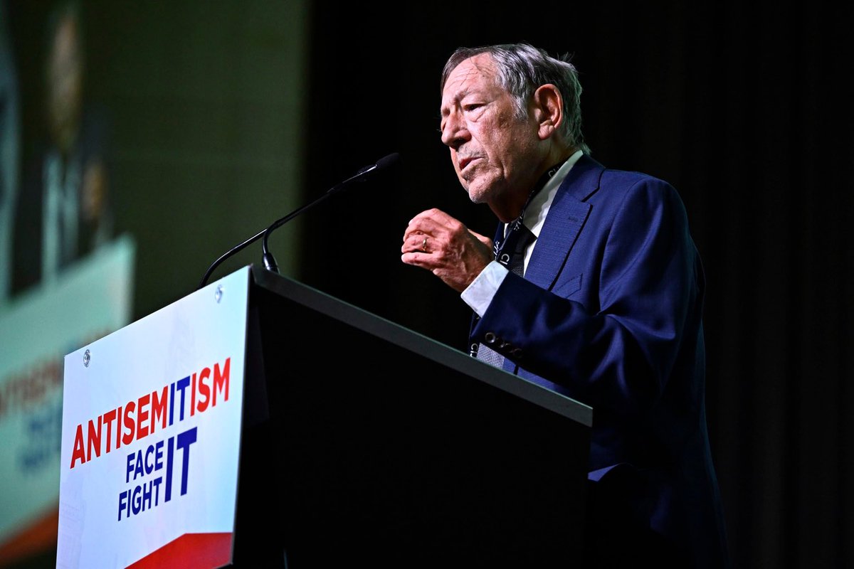 The fact that human rights icon ⁦@IrwinCotler⁩ needs to be under 24-hour police protection due to threat to his life is both deeply unacceptable and a very sad statement of the threat Jews live under now in Canada. theglobeandmail.com/politics/artic…