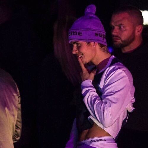 flatlinebizzlee's tweet photo. ♡• arma tu outfit versión: journals https://t.co/GA4y1vuSgL