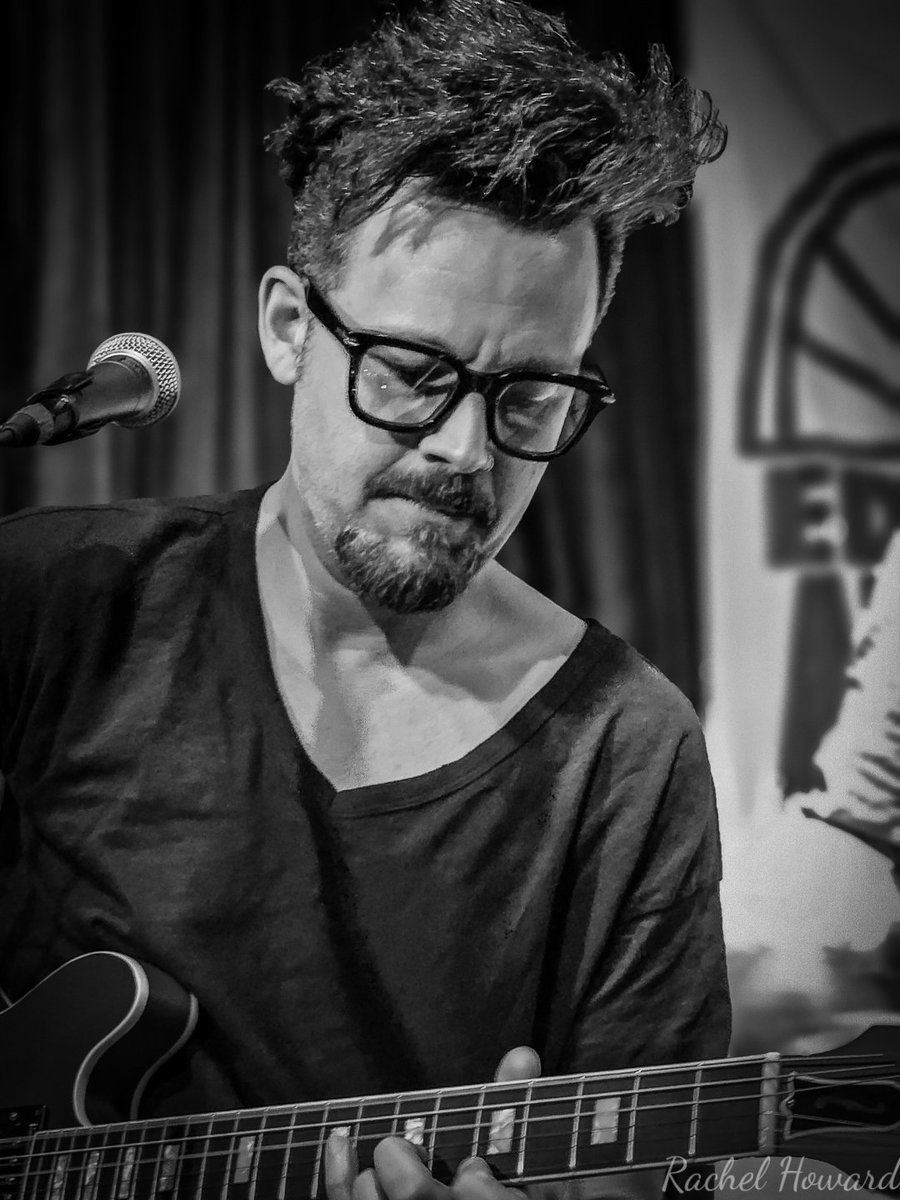 rhoward8's tweet photo. Billy Moran
Eddie's Attic
12/6/23
#pbjr https://t.co/z0s0vHbX5B