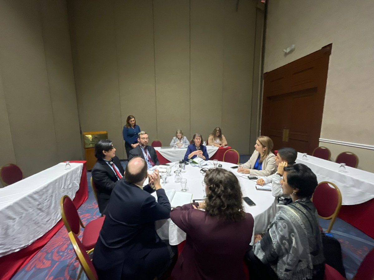 drmarymunive's tweet image. Reunión Programa Presidencial de Emergencia de Asistencia para el SIDA. (PEPFAR, por sus siglas en inglés).

#ministeriodeSalud #Comisca #ministradeSalud #vicepresidencia