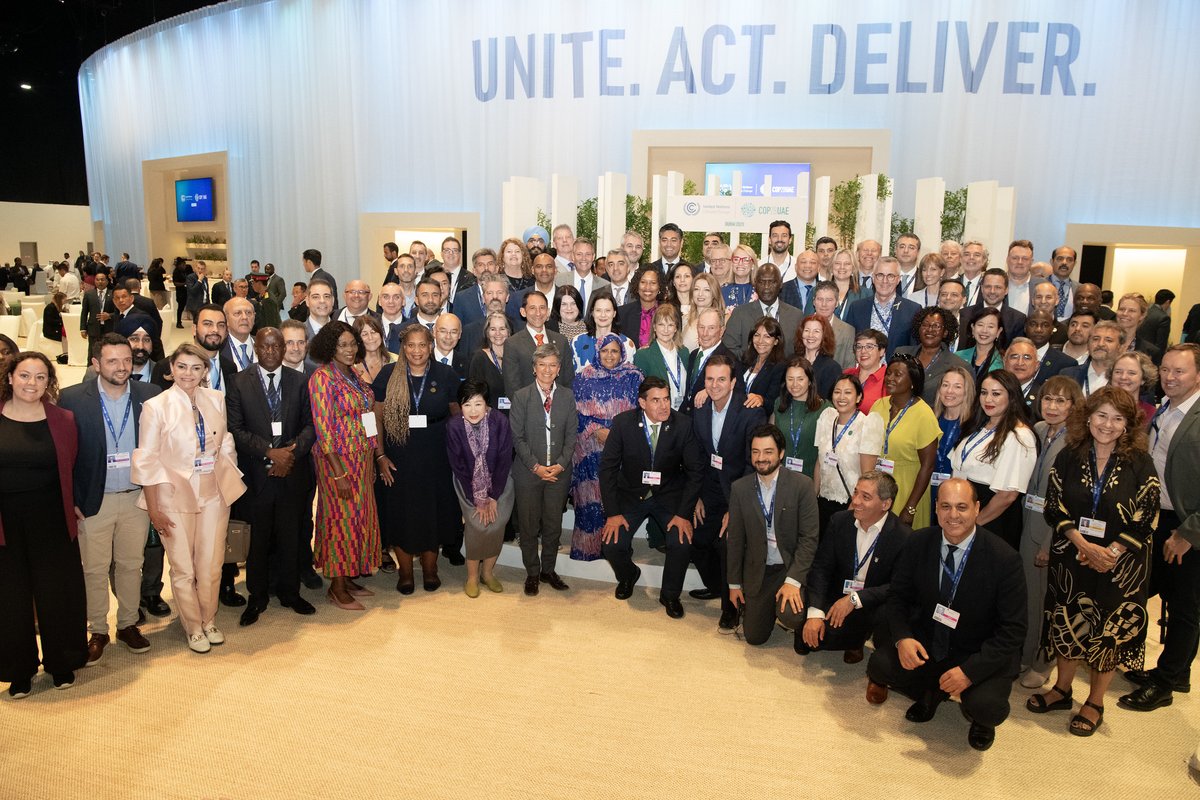 MayorRobBurton's tweet photo. Attending the Local Climate Action Summit at the COP28 was a great opportunity for #Oakville. I look forward to organizing our own local summit and working with youth on climate action initiatives. #COP28UAE  #LocalClimateActionSummit
Read more here: 
https://t.co/pUrcaRKh3R https://t.co/p9fBtcQbln