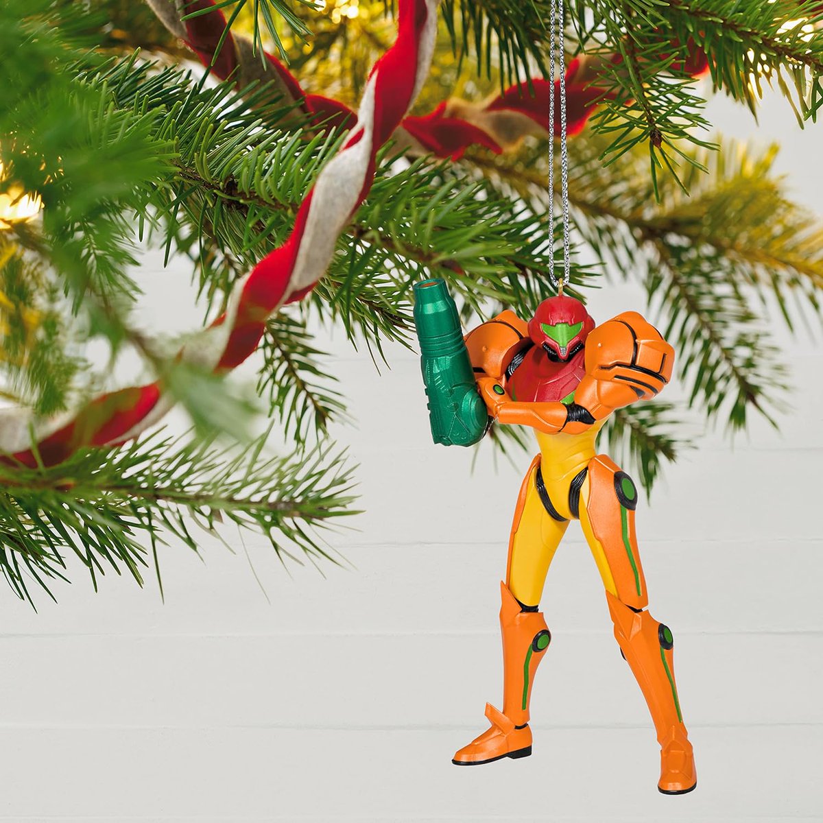 サムス・アラン 「Samus Christmas tree ornament (Metroid) 」|THE ART OF VIDEO GAMESのイラスト