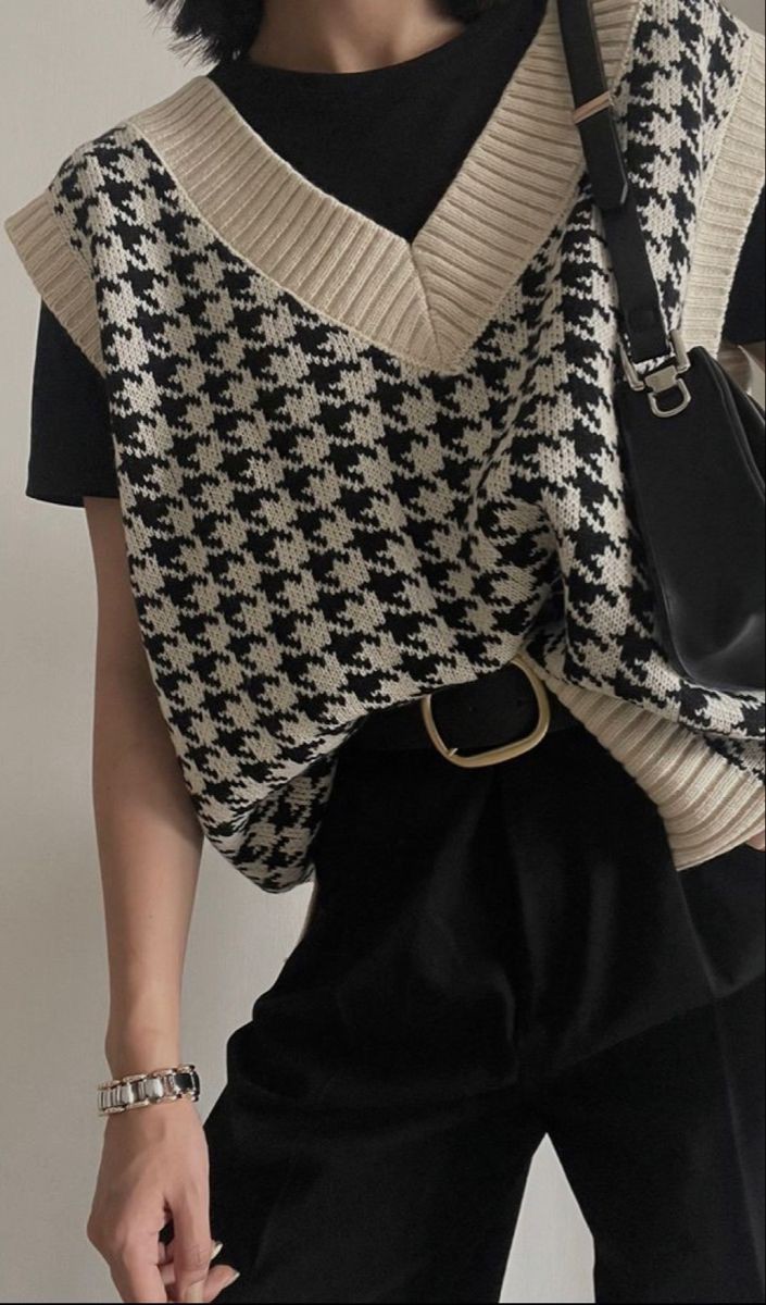 spillOOTDElStr's tweet photo. Inspirasi vest rompi rajut 🤎🤍
Cek produk disini yaww
👇👇👇👇👇
📎 https://t.co/J6qSipqmUm
📎 https://t.co/J6qSipqmUm
#inspiras #vest #rajut #rompi #trending #shopee #shopeehaul #ShopeeCocoki https://t.co/wsuTKfecSc