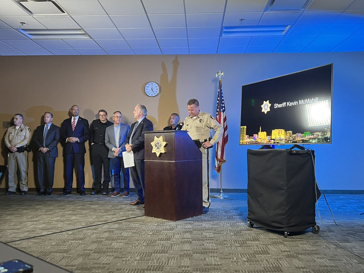 ClarkCountyNV's tweet photo. #LatestUpdates from @LVMPD headquarters on the @unlv shooting earlier today:

• LVMPD received reports of a shooting on campus at 11:45 am 
• LVMPD & University Police responded simultaneously 
• 3 victims are confirmed diceased
• 1 injured victim is recovering at Sunrise Hospital
• The identity of the shooter is known but will not be released until family members are notified.
• Shots started on the 4th floor of Beam Hall and the suspect made its way down until UNLV police shot the suspect outside the building.
• UNLV VP of Public Safety Services says responding officers engaged in a shootout and the suspect was struck 
• Sheriff McMahill commends law enforcement’s swift action
• UNLV will be closed for the remainder of the week.