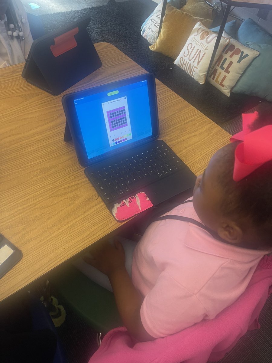 BethanyITC's tweet image. Enjoyed a fantastic day in Ms. Lee’s STEAM classes @SonnyCarterElem! We merged coding with early education, teaching kindergarteners letters through @SpheroEdu. Witnessing these young learners embrace technology is truly inspiring! #STEMEducation #EarlyCoding 🤖📚💡