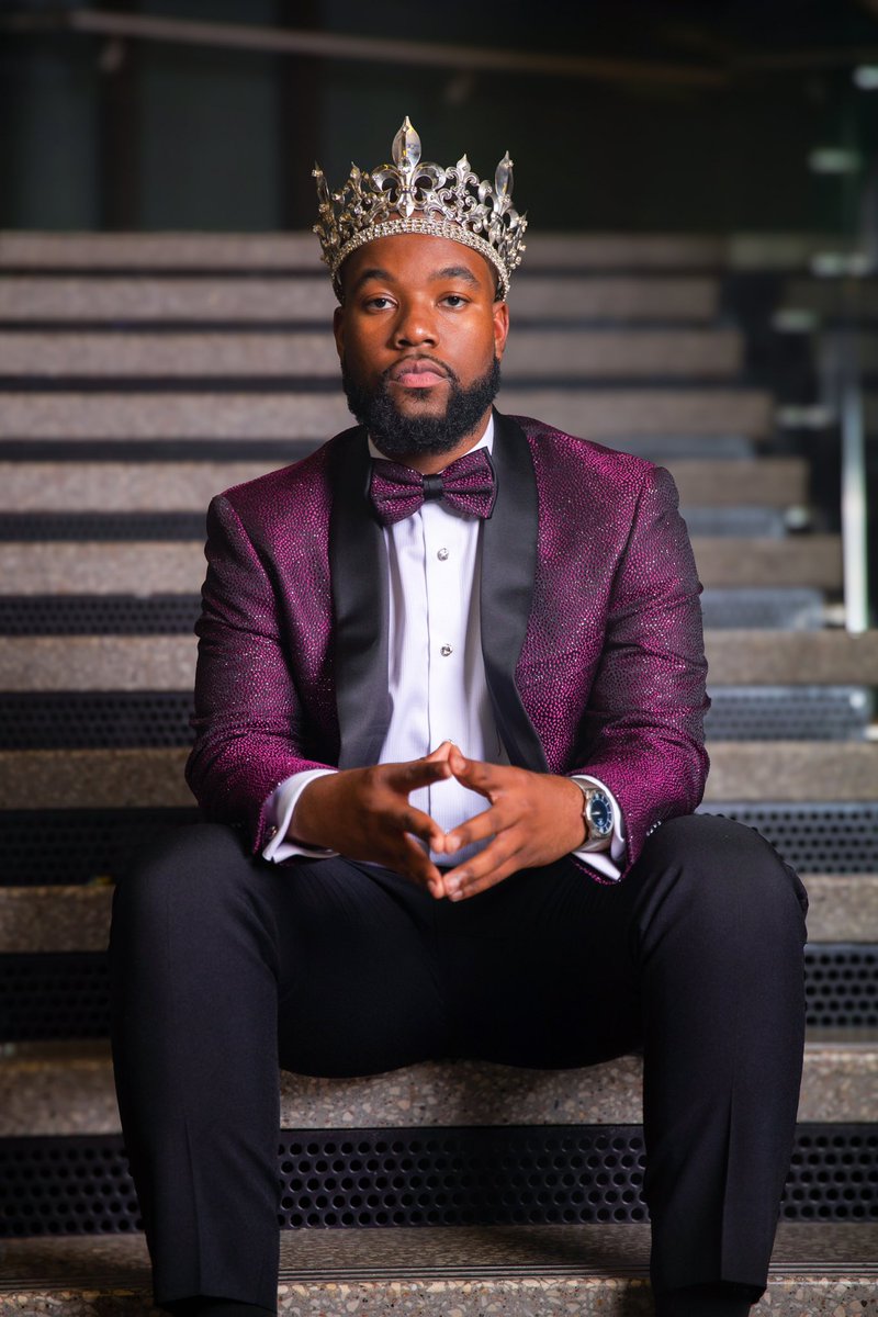 yktvcaleb's tweet photo. and every time I thought God was done, He just did more.

Without Him, none of this would be possible 💜💛. 

#pvamu #pvgradswag https://t.co/cvThco9oKx