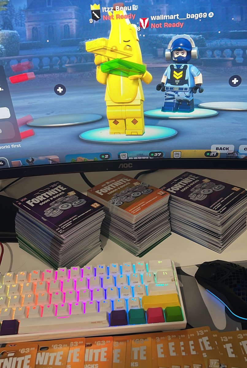 ItzzBeauYT's tweet photo. If you want 13,500 V-Bucks for Fortnite Chapter 5 LEGO Skins, like this tweet and follow me with Notifications on, then check your dms.

#Fortnite   #FortniteChapter5 https://t.co/X4sq2Rl7Ir
