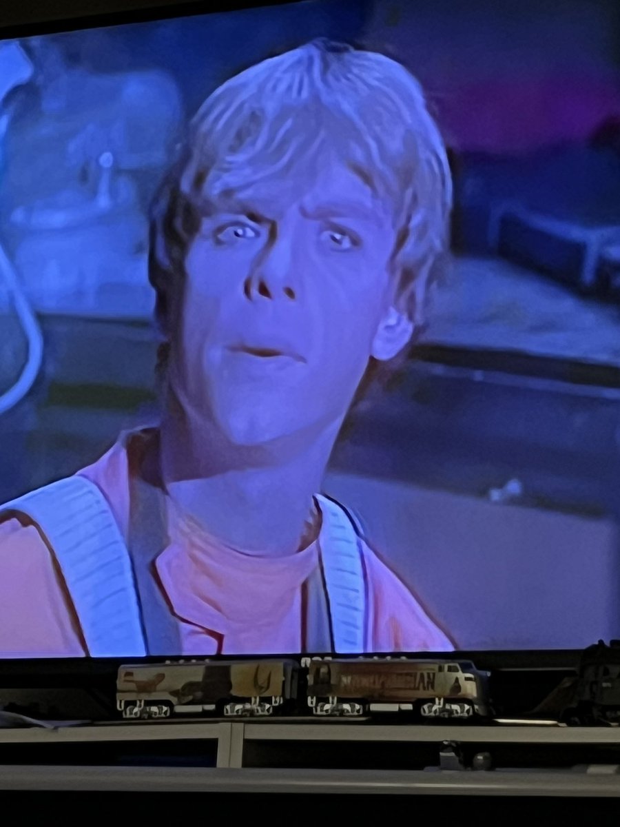 Just getting my annual watch of the #StarWarsHollidaySpecial in a little early this year… <a href="/MarkHamill/">Mark Hamill</a> looking so young. I’ve gotten used to his Santa beard, I guess.

<a href="/starwars/">Star Wars</a> #starwars