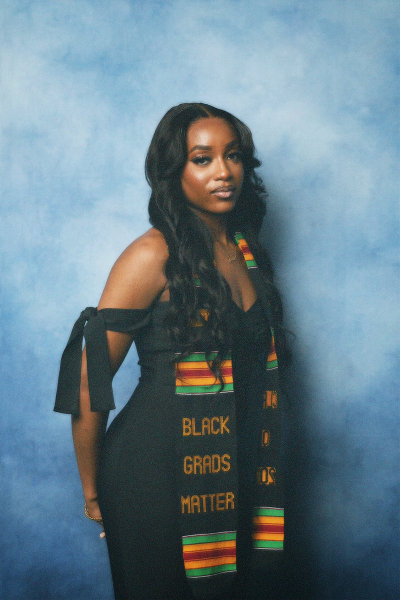 chimeremfavor's tweet photo. The Epitome of God’s Favor💐

The University of Texas at San Antonio 
College for Health, Community, and Policy

Bachelor of Science in Public Health, 
Concentration in Epidemiology &amp; Disease Control🩺 https://t.co/u7jJS9DygX