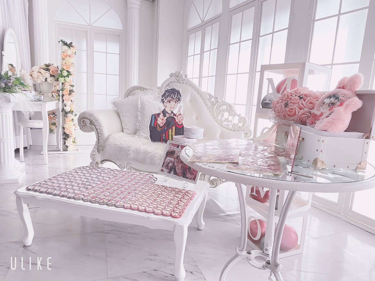 StudioQapla's tweet photo. #本人不在の誕生日 #推しの誕生日 #推しいる生活 #本人不在の誕生会 #本人不在の生誕祭 #本人不在のお誕生日会 #量産型ヲタク #量産型 #量産型コーデ #量産型加工 #量産型ヘアメ #量産型女子 #量産型ジャニオタ #量産型ヲタクになりきれないヲタク #推しの誕生日 #推し活 #推し不在の誕生日会 https://t.co/FcElEJH26x