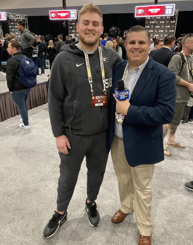 TheBigGuyWJCL's tweet image. Just a hunch after looking at my feed but it seems like a lot of @GSAthletics_FB fans would love to see former @SouthEffingham1 standout @AustinBlaske in The ‘Boro.