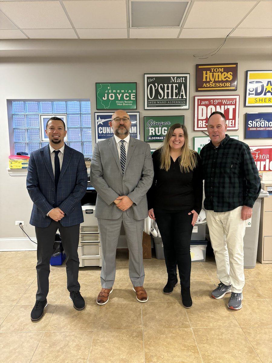 grantvettalk's tweet photo. Honored to assist Southside Chicago veterans today, debunking misconceptions about VA benefits. Grateful to 19th ward officials for connecting everyone with their entitled support. 2 individuals discovered eligibility they weren't aware of. Duty fulfilled. #VeteranSupport https://t.co/k7dDkHfzJC