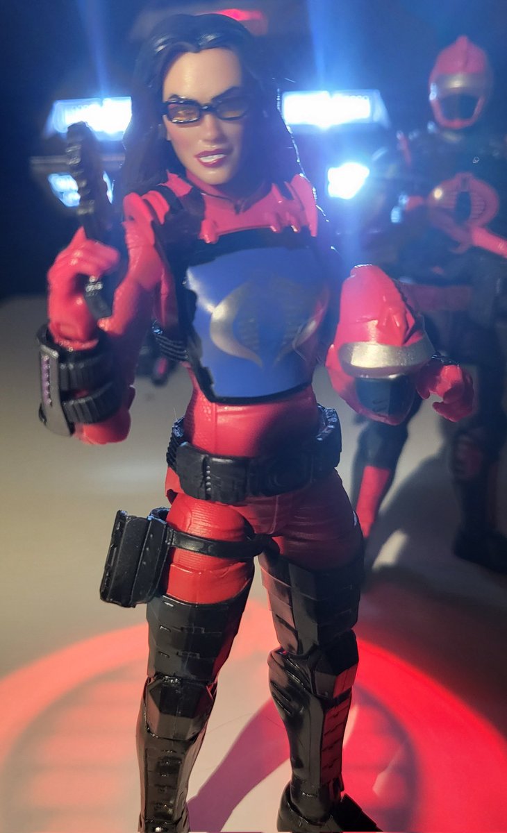 Darf_V8r's tweet photo. Baroness is looking sleek leading the troops on a night raid. #GIJoe #hisstank #gijoeclassified #GIJoeNation #agentchuckles #plasticprofiles https://t.co/2fpwM0cKRa