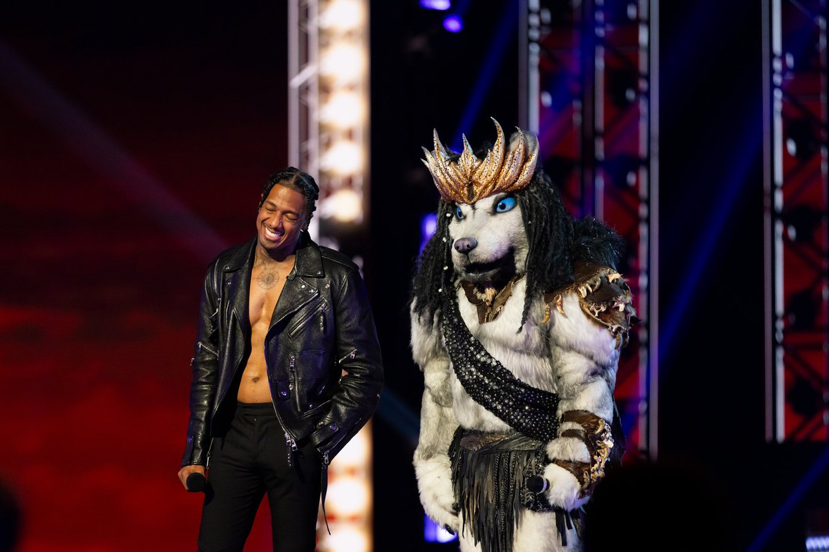 NickCannon's tweet photo. RT &amp; let me know who you THINK is behind #HuskyMask! 🎤⚡️ #TheMaskedSinger @MaskedSingerFOX https://t.co/Blitqbsagb
