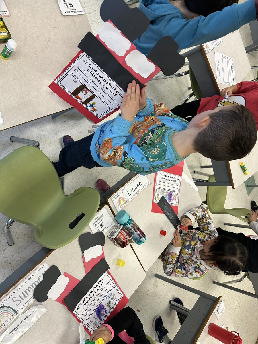 MsAbbottOCSB's tweet photo. Santa’s Stuck! What would you do if Santa got stuck in your chimney!?🎅🏼🏠 @StLukeNepean https://t.co/tN52wWUUcW