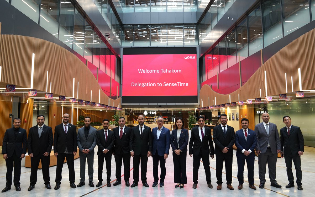 SenseTime_AI's tweet image. #SenseTime and #Tahakom join hands in driving local economic development in Saudi Arabia. 🤝🇸🇦

On December 4th, we signed an MoU to accelerate the #LocalContent program, aiming to boost the economy through product localization, talent cultivation, and local sourcing.