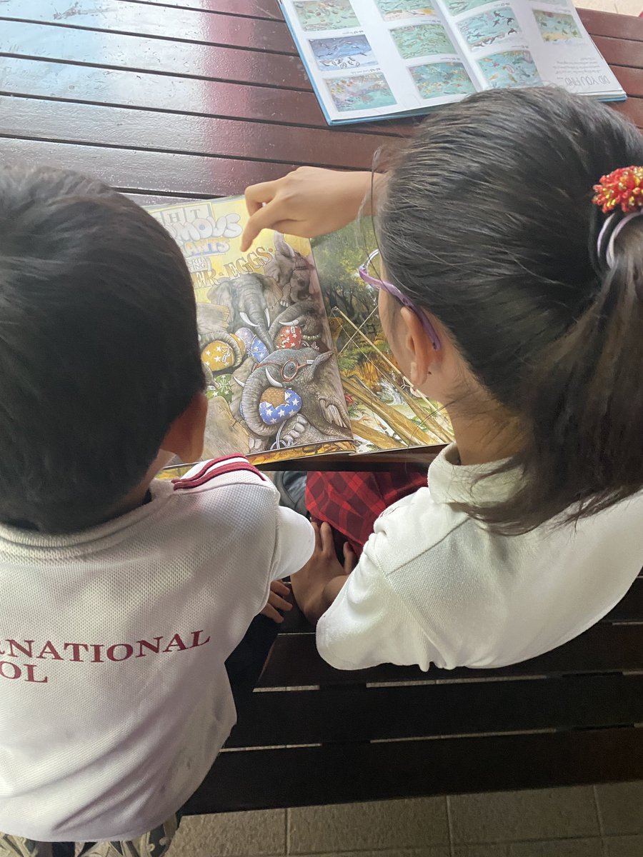 5 Newton enjoying reading some Christmas stories to Year 2 students this morning #buddyreading <a href="/HELPISKL/">HELP International School</a>
