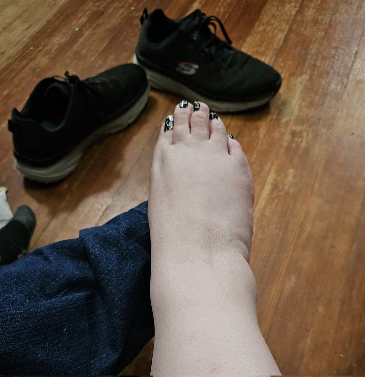 FuushFeets's tweet photo. My toes always make sure. I suffer when I have those impure thoughts. #feet https://t.co/KmlyxliHbi