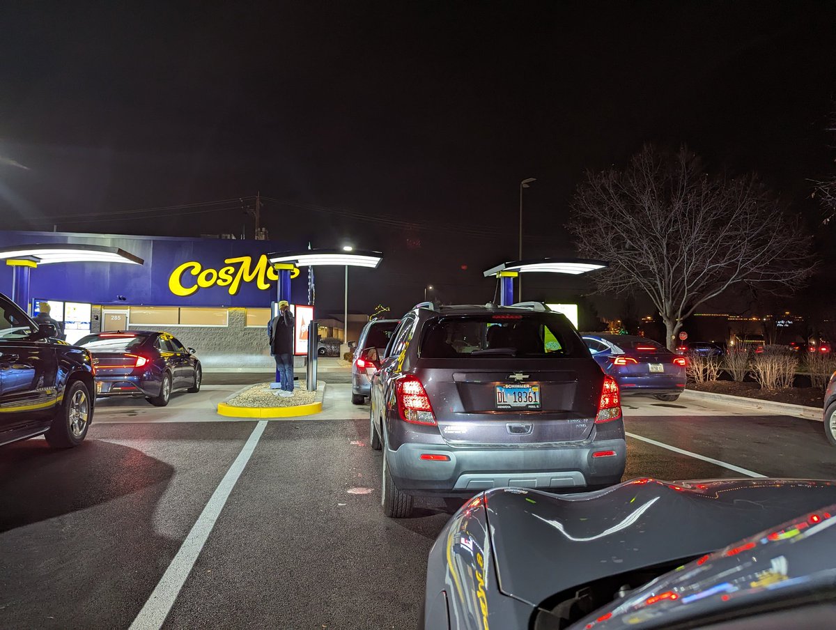 sirtwist tweet media