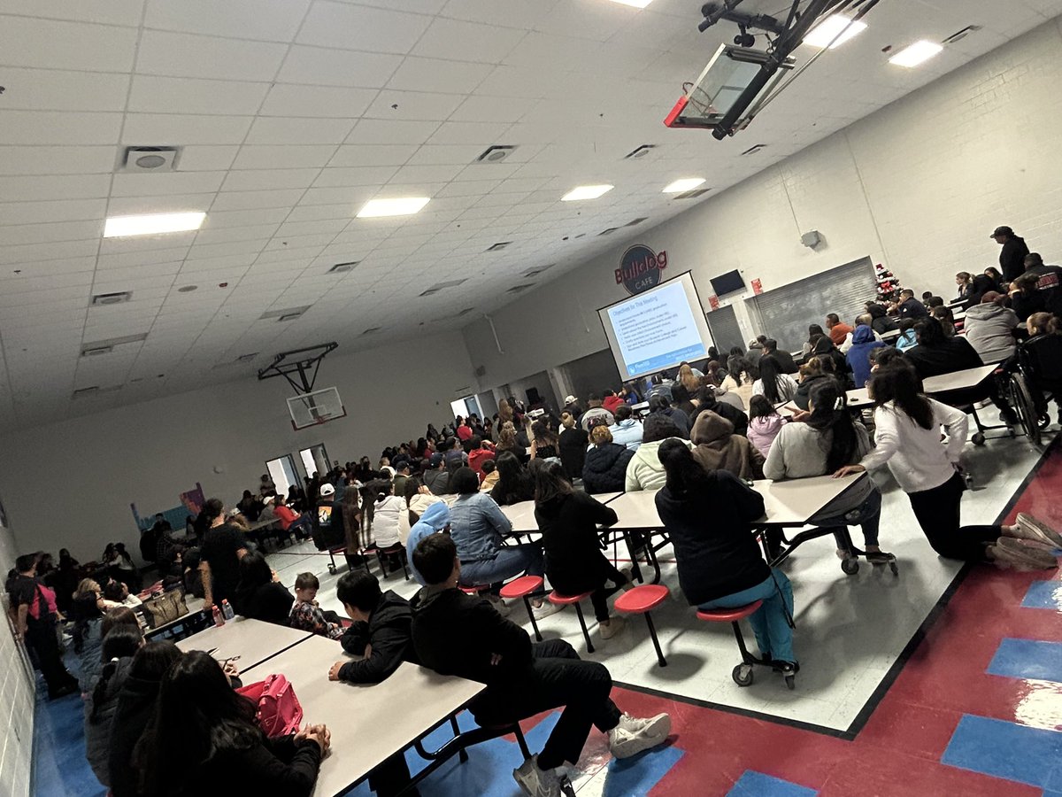 Socorro Middle tweet media