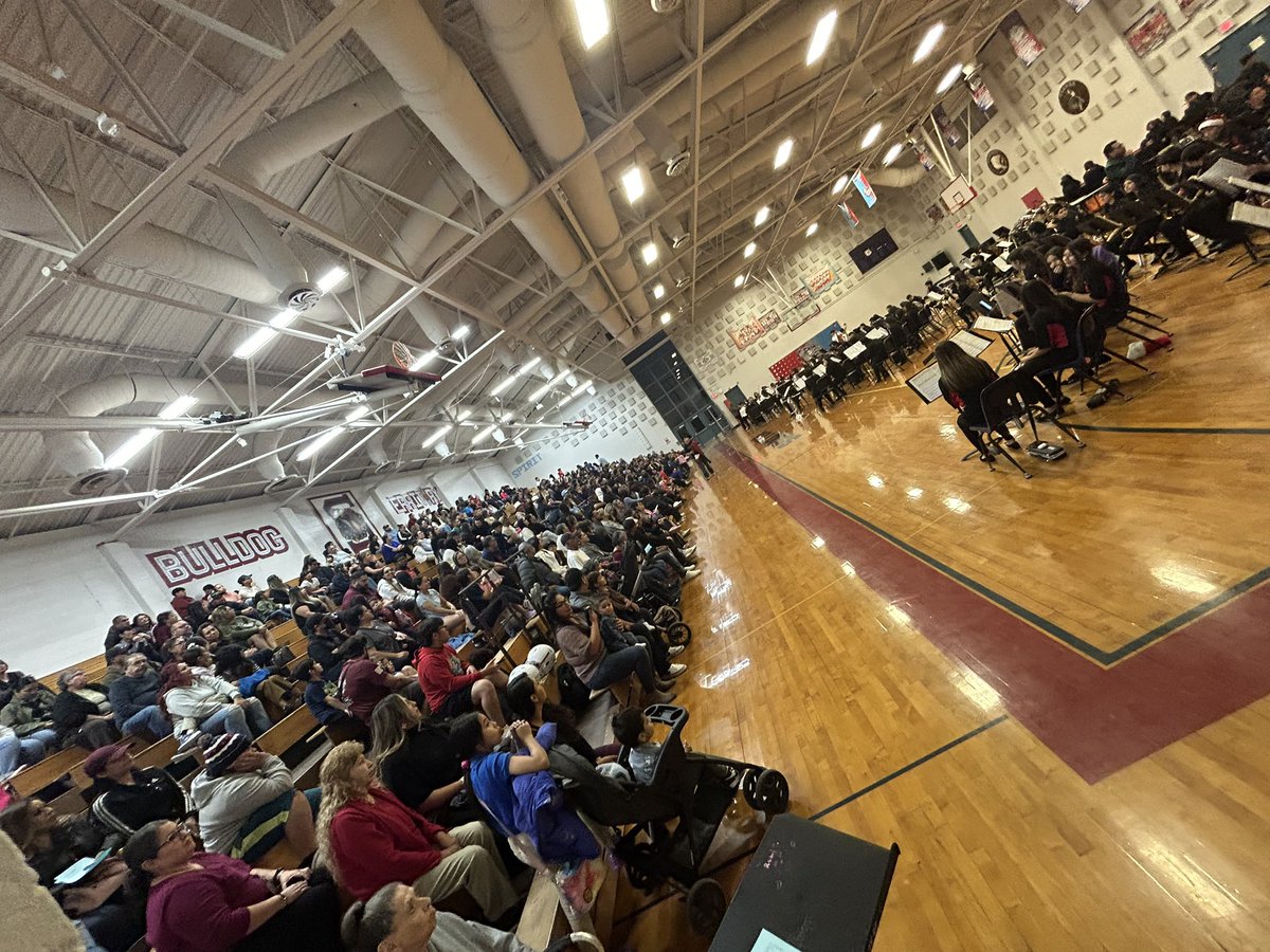 Socorro Middle tweet media