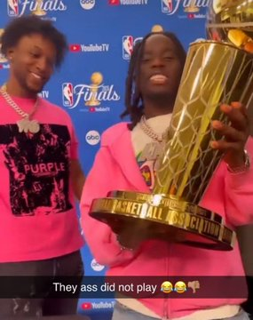 RageUpdates (fb?) tweet media