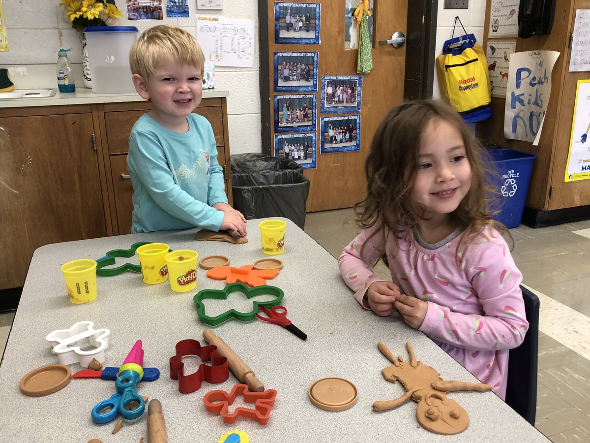 MissSharonCohen's tweet photo. Gingerbread centers for G week!!! Making play doh gingerbread friends, counting gumdrops, gingerbread puzzles, and matching shape and color gingerbread cookies!! @Dr_BethHoffman #thehopewellway, #HESPeech https://t.co/EqOV1oFMX5