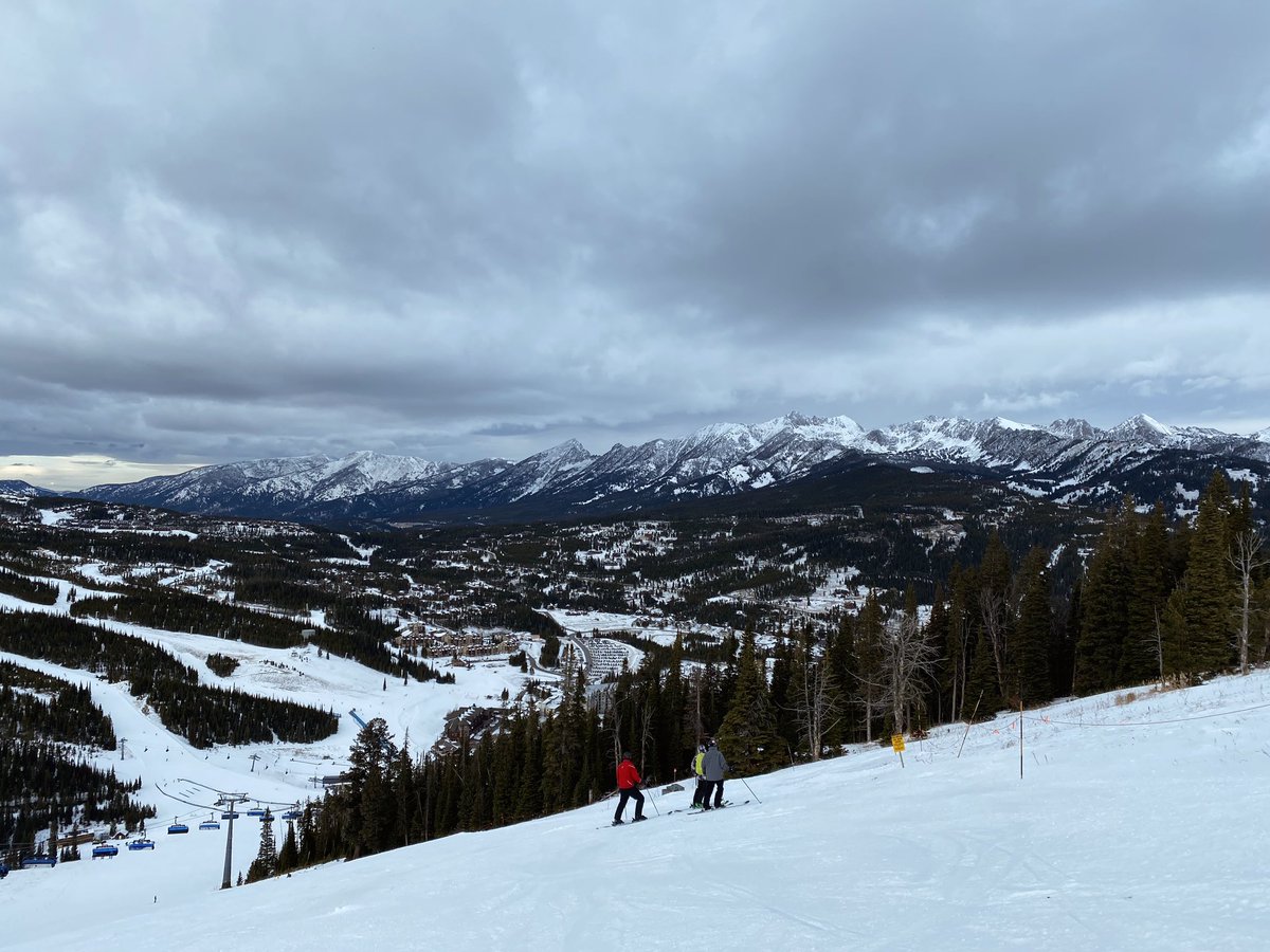 It’s that time of year @Thostenson. 😁 Monday’s views at @bigskyresort with Montana Seed Trade Association. (Would look better with a bit more snow though - mother nature is taking her sweet time 🙃)