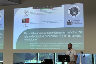 We've had a great time at Human Performance Week 2023, co-hosted by @QUT and the Department of Defence! CMR's Katherine Barlow and Dr Peter Sternes did a fantastic job presenting their research into the role of the human microbiome in cognitive function and mental wellbeing.