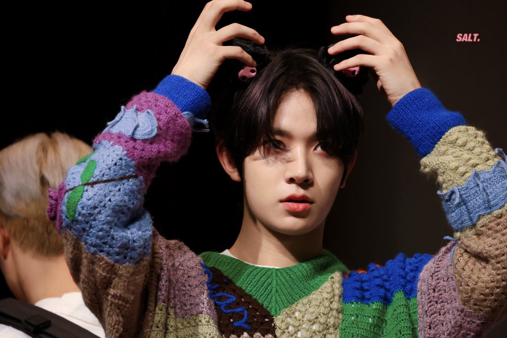 SaltCcsh's tweet photo. 20231206 알라딘
🖤🩷
#희승 #HEESEUNG   #엔하이픈 #ENHYPEN https://t.co/sIFlopi2eC