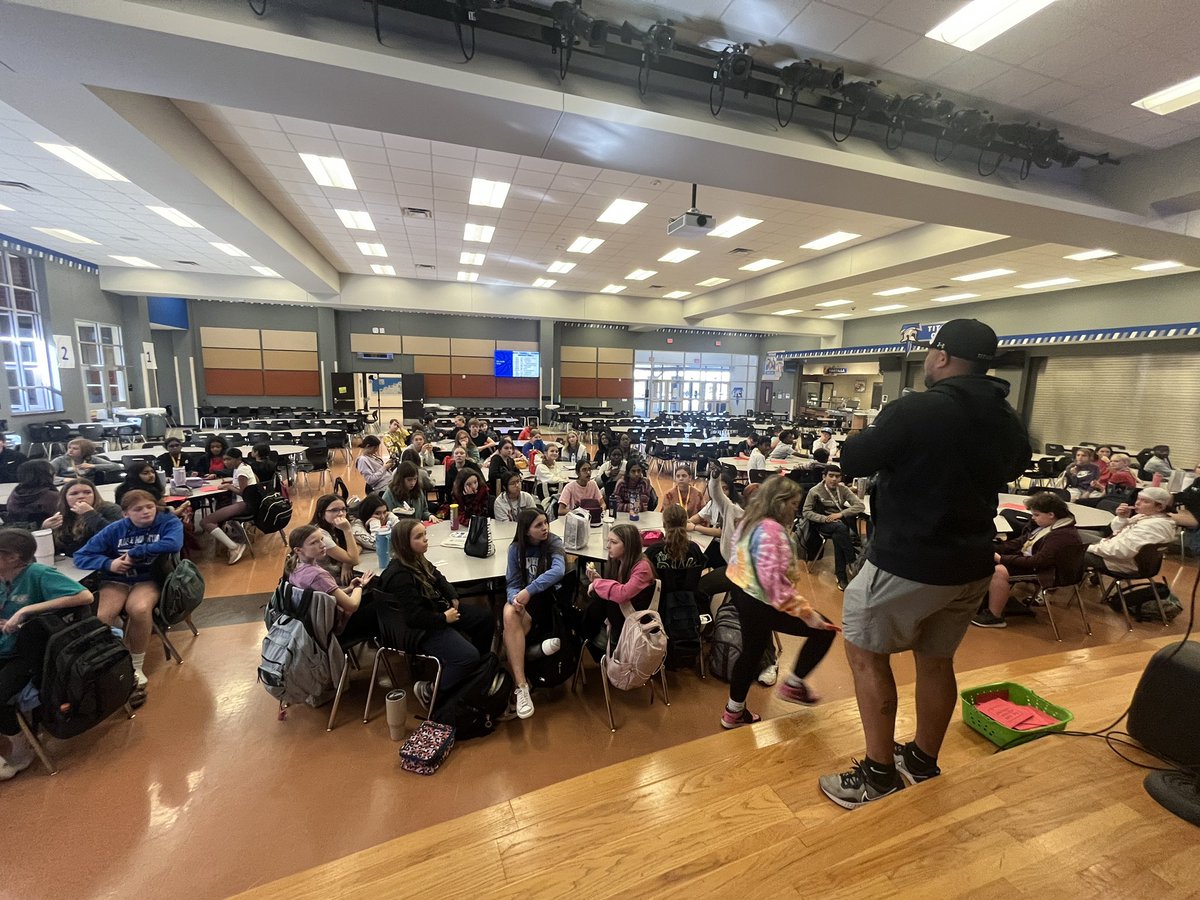 Sundae Foster tweet media