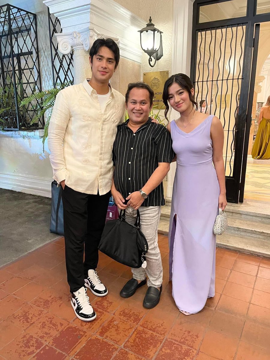 BondelleEnjoyer's tweet photo. Good morning sa jordan ni Donny wt his Barong at ang ube halaya dress ni Belle🫰🏼gorgeous couple!!

 #DonBelle at the wedding of Ella Pangilinan &amp; Enrique Miranda💐 https://t.co/j6XwnowAx1