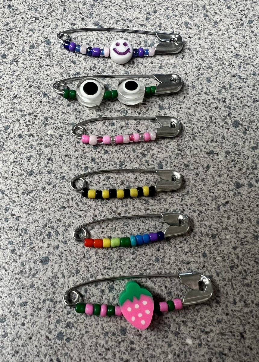 Christine Blessin tweet media