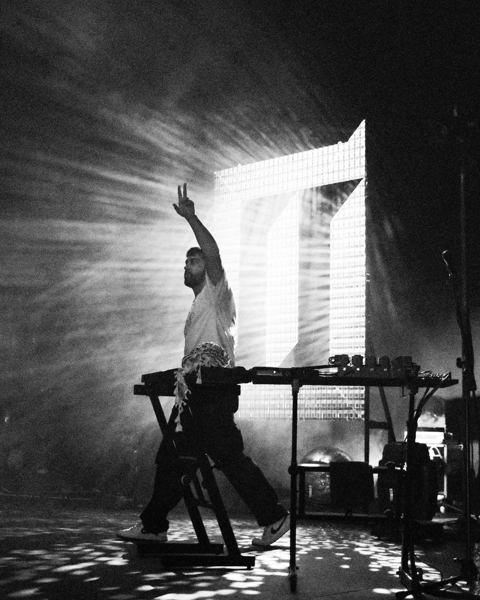 majidjordan's tweet photo. 12 05 23 - Chicago https://t.co/RcW4CSnTse
