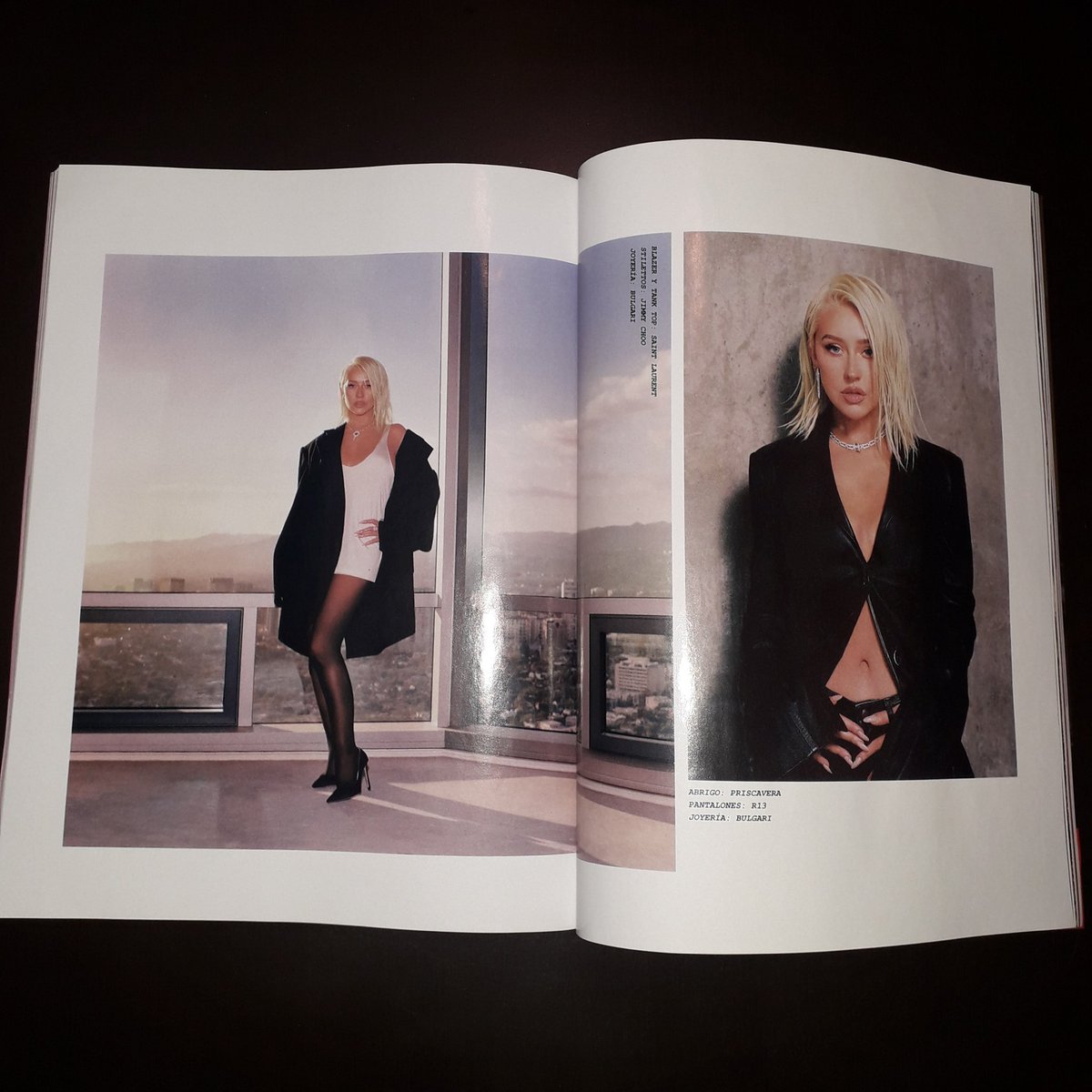 XtinaMexico's tweet photo. 🚨📸 Contenido de la revista Instyle México Dic - Enero 2024, fotos espectaculares, moda y una hermosa entrevista a Christina Aguilera.
¡Compren la ya! 
🖤🇲🇽💋
#Instyle #Xtina #InstyleMexico https://t.co/RlxOw40jj2