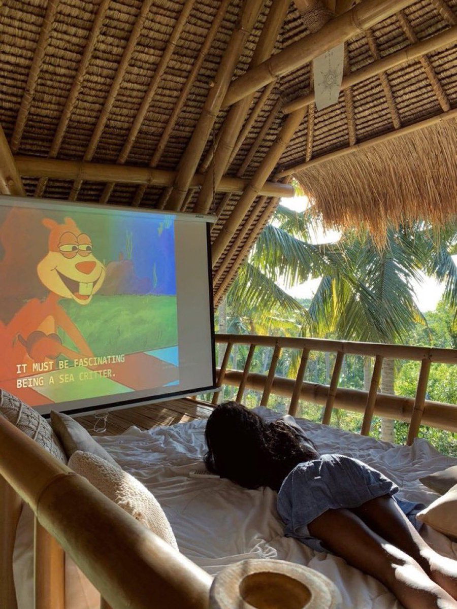 pyperxox's tweet photo. Mentally I’m here https://t.co/iqeYTN7LLK