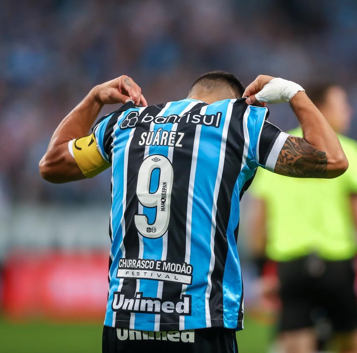 chicogarciaa's tweet photo. Suárez: vi jogar com a 9 do meu time. 💙 https://t.co/7L8cZBEJPZ