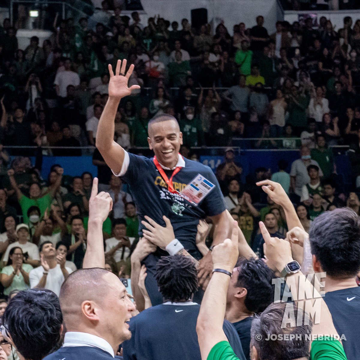 TakeAimLS's tweet photo. A night we won’t forget 🏹🏆

#UAAPSeason86 

More championship photos in our Facebook page https://t.co/yIkL5Ia51W