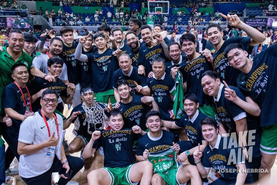 TakeAimLS's tweet photo. A night we won’t forget 🏹🏆

#UAAPSeason86 

More championship photos in our Facebook page https://t.co/yIkL5Ia51W