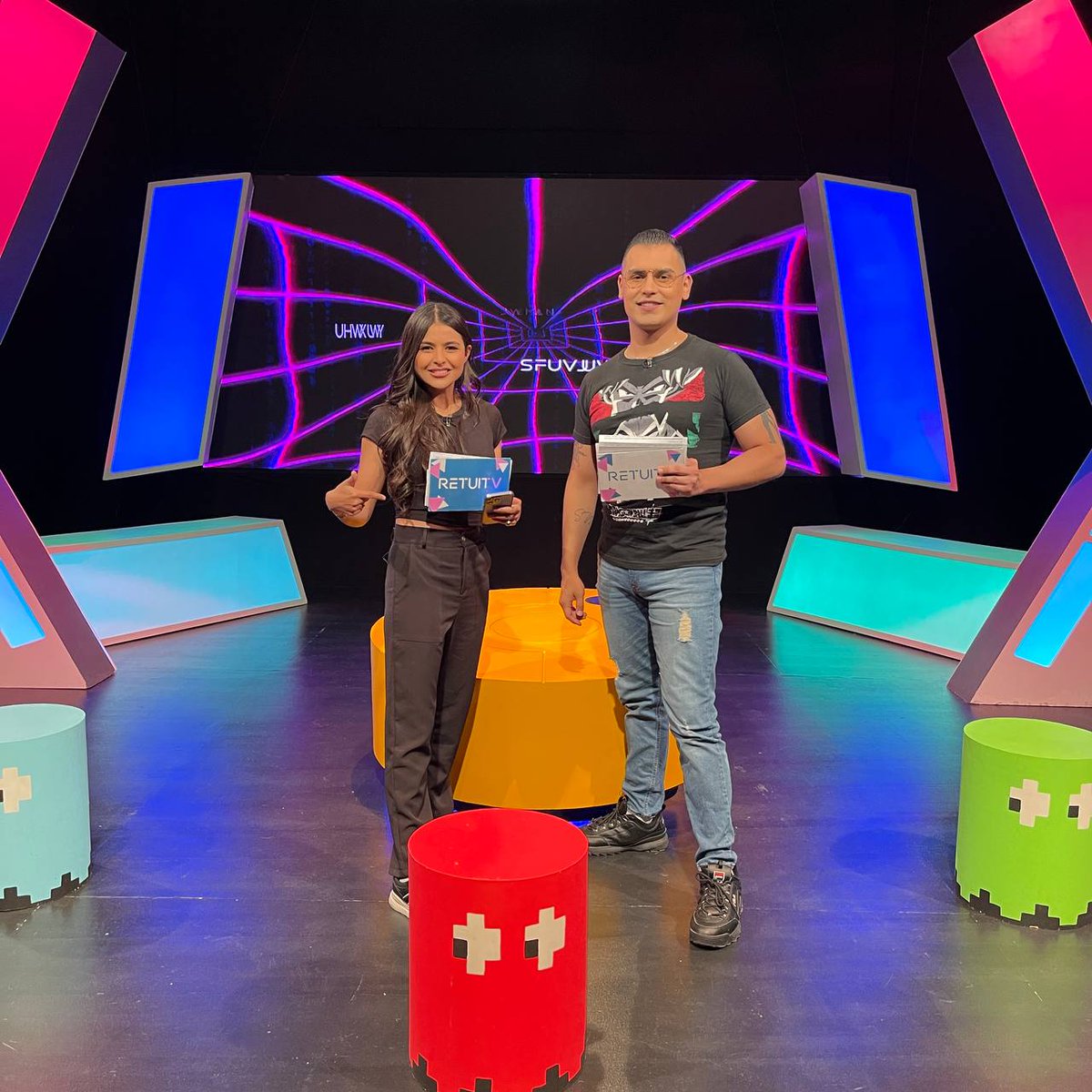 Gracias por acompañarnos en #Retuit con <a href="/MaguaRomero/">MAGUA ROMERO</a> y Juan Carlos Nungaray. Esta noche aprendimos y descubrimos mucha información acerca de la tecnología y las redes sociales. 

#ConéctateConMexiquense.