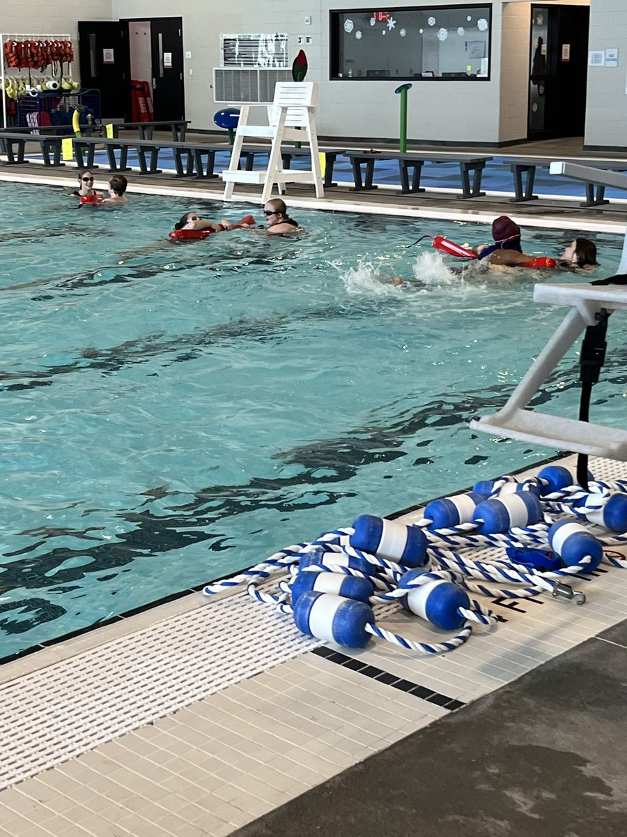 GorrinJM's tweet image. Today I had the opportunity to watch @OPS_Westview students in aquatics class practicing different saves they would use if they were lifeguarding. They also practiced interview questions to become lifeguards, career-readiness in PE? That’s right!