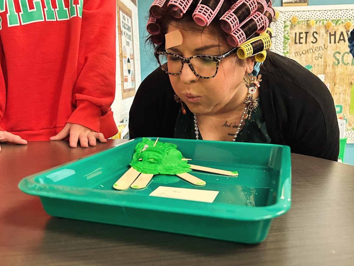 Charlie Eller tweet media