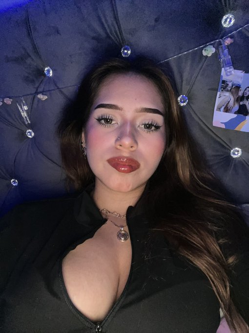 Otp 🥵 https://t.co/pokIpSRR0n<a href="/tag/sigueme"class="tags"><span>#sigueme</span></a><a href="/tag/fyp"class="tags"><span>#fyp</span></a>