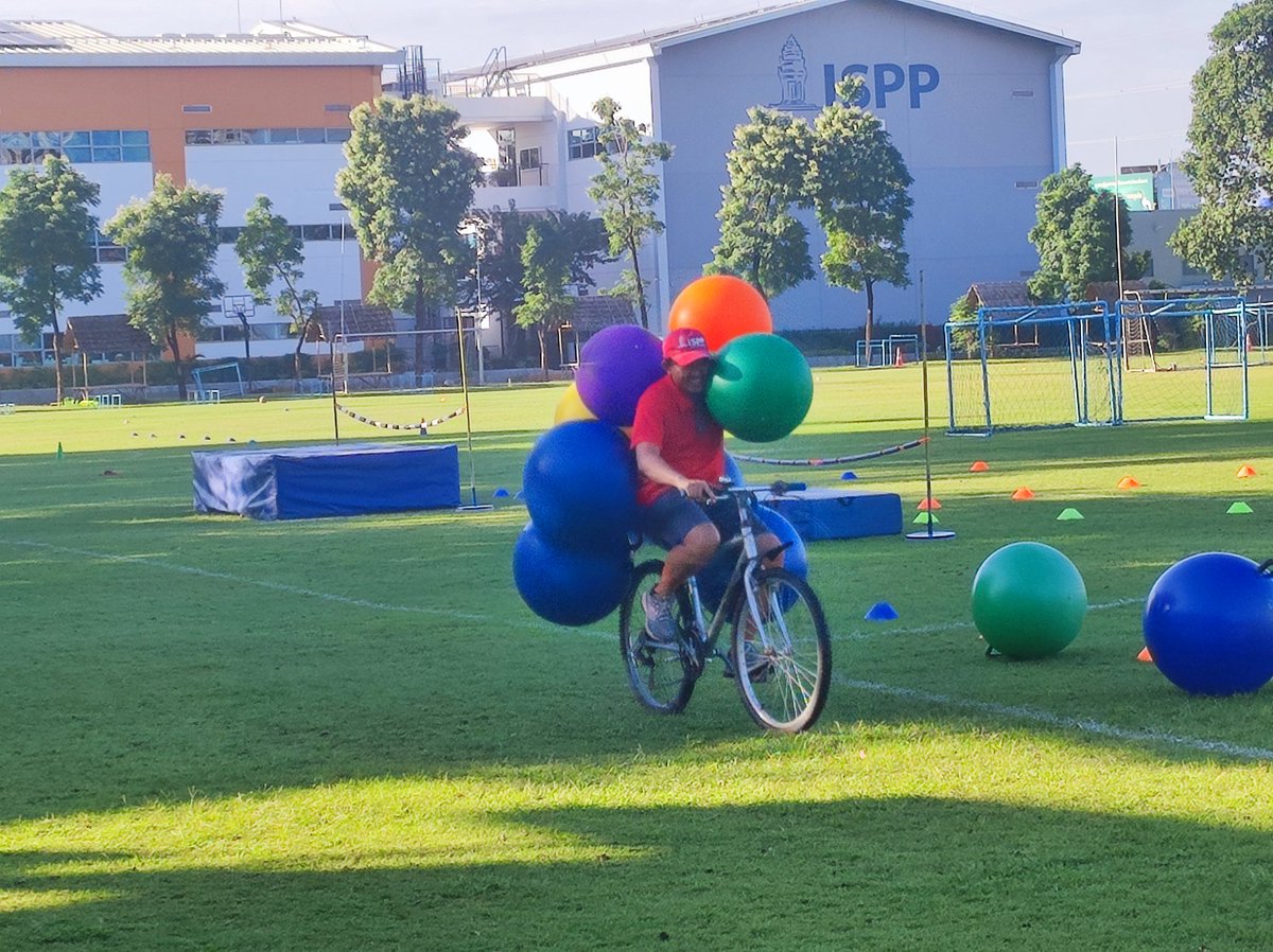 leticarino's tweet photo. Our incredible TAs and all the behind the scenes work they do! #GettingReadyforSportsDay @ISPPCambodia #teachingassistantsrock #ISPPInspires #grateful #PETeam #Physed https://t.co/7ib63JSk1M