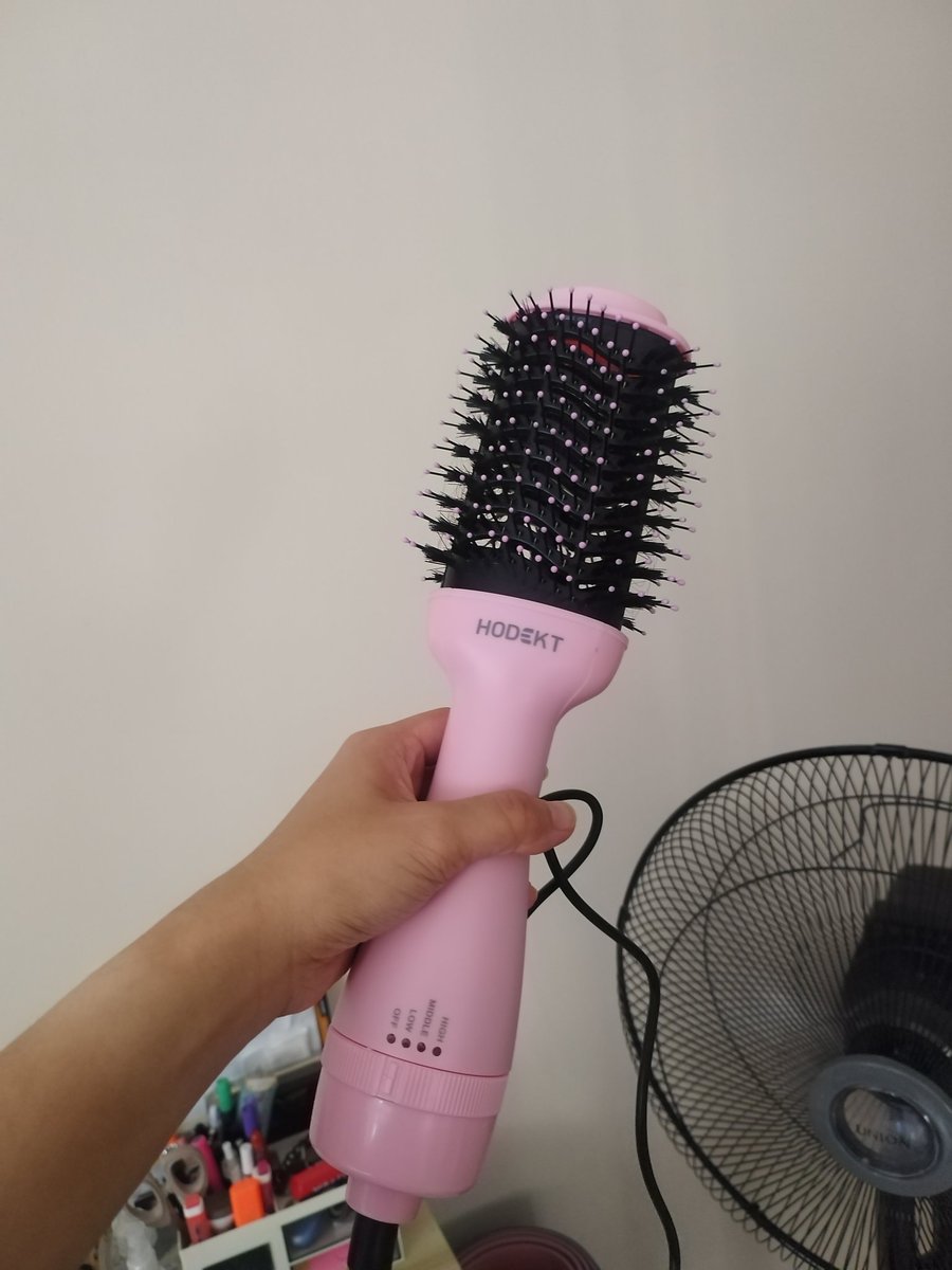 maannedc's tweet photo. Go na, girls. 
 
Product Name:  HODEKT Hot Air Cool Air Brush Comb Hair Curler Hair Dryer 2 In 1 360 Rotation Multifunction Hair Straightner Curling Iron
Product Price:  ₱699
Discount Price:  ₱364.21

https://t.co/9fbRLpfo0s https://t.co/kRYn2zlwHe