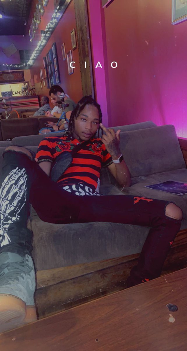 Zion2000Zion's tweet photo. @kkashkkam Masc vs fem https://t.co/sFNdN6TXLl