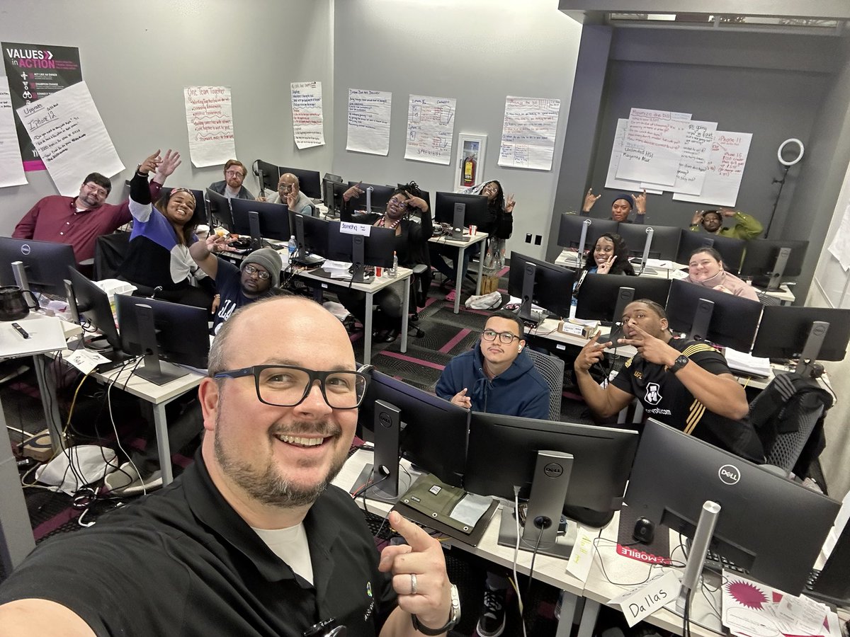 T_DeCastro's tweet image. Shoutout to @KendallWarren13 and the team at the Nashville CC for the warm welcome, as well as the opportunity to discuss the benefits of #Protection360 with their team of experts. Loved having the leadership of @OJP305 with me as well!