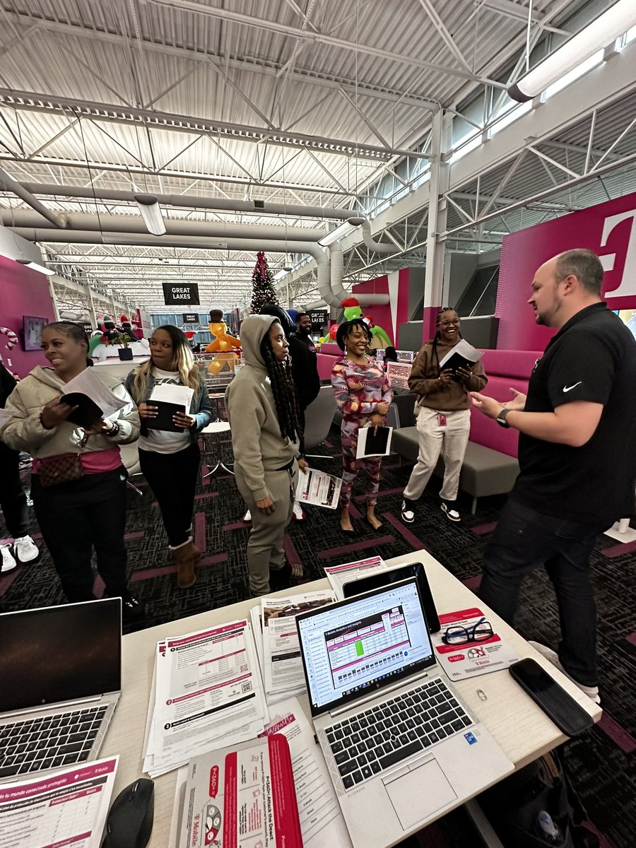 T_DeCastro's tweet image. Shoutout to @KendallWarren13 and the team at the Nashville CC for the warm welcome, as well as the opportunity to discuss the benefits of #Protection360 with their team of experts. Loved having the leadership of @OJP305 with me as well!